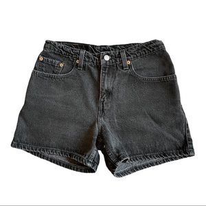 Women’s Levi black denim shorts size 7jr